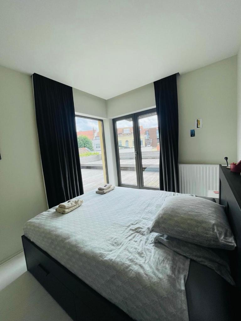 Apartament Down Town Penthouse With Private Parking Bruksela Zewnętrze zdjęcie