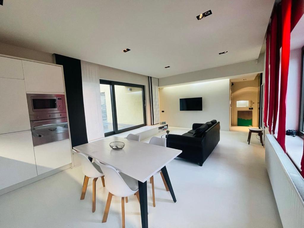 Apartament Down Town Penthouse With Private Parking Bruksela Zewnętrze zdjęcie