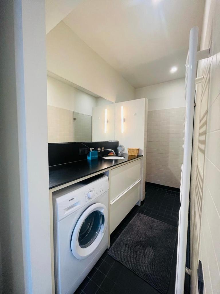 Apartament Down Town Penthouse With Private Parking Bruksela Zewnętrze zdjęcie
